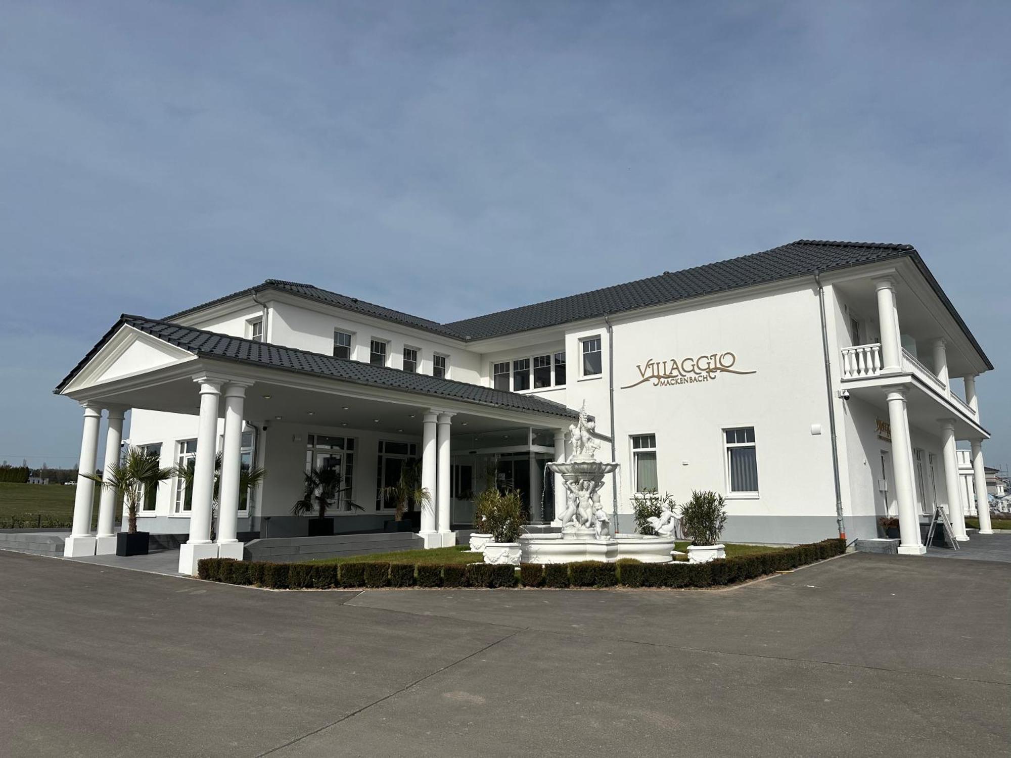 Villaggio Hotel Mackenbach Eksteriør billede